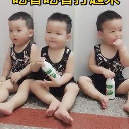 三胞胎爸爸吃瓜视频,趣味横生，家庭欢乐无限